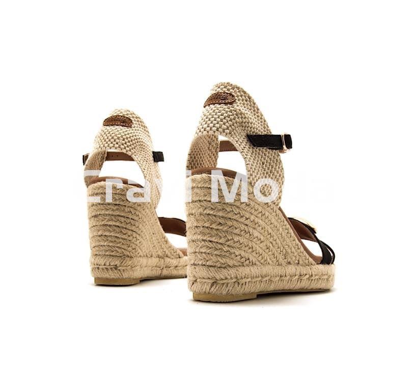 ALPARGATA CON TIRA MULTICOLOR - Imagen 3