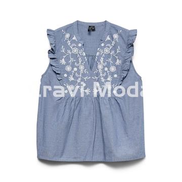 BLUSA AZUL CON BORDADO BLANCO - Imagen 1