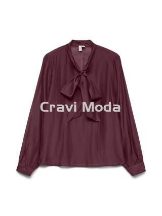 BLUSA BURDEOS LAZO TRANSPARENTE - Imagen 1