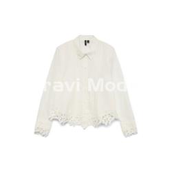 CAMISA BLANCA CON ENCAJE - Imagen 1