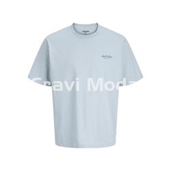 CAMISETA AZUL CLARO - Imagen 1