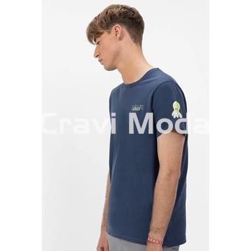CAMISETA AZUL MARINO TRIPLE LOGO - Imagen 1