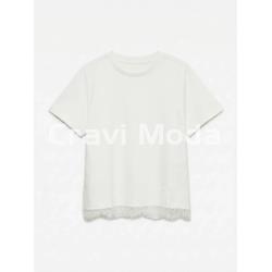 CAMISETA BLANCA CON ENCAJE - Imagen 1