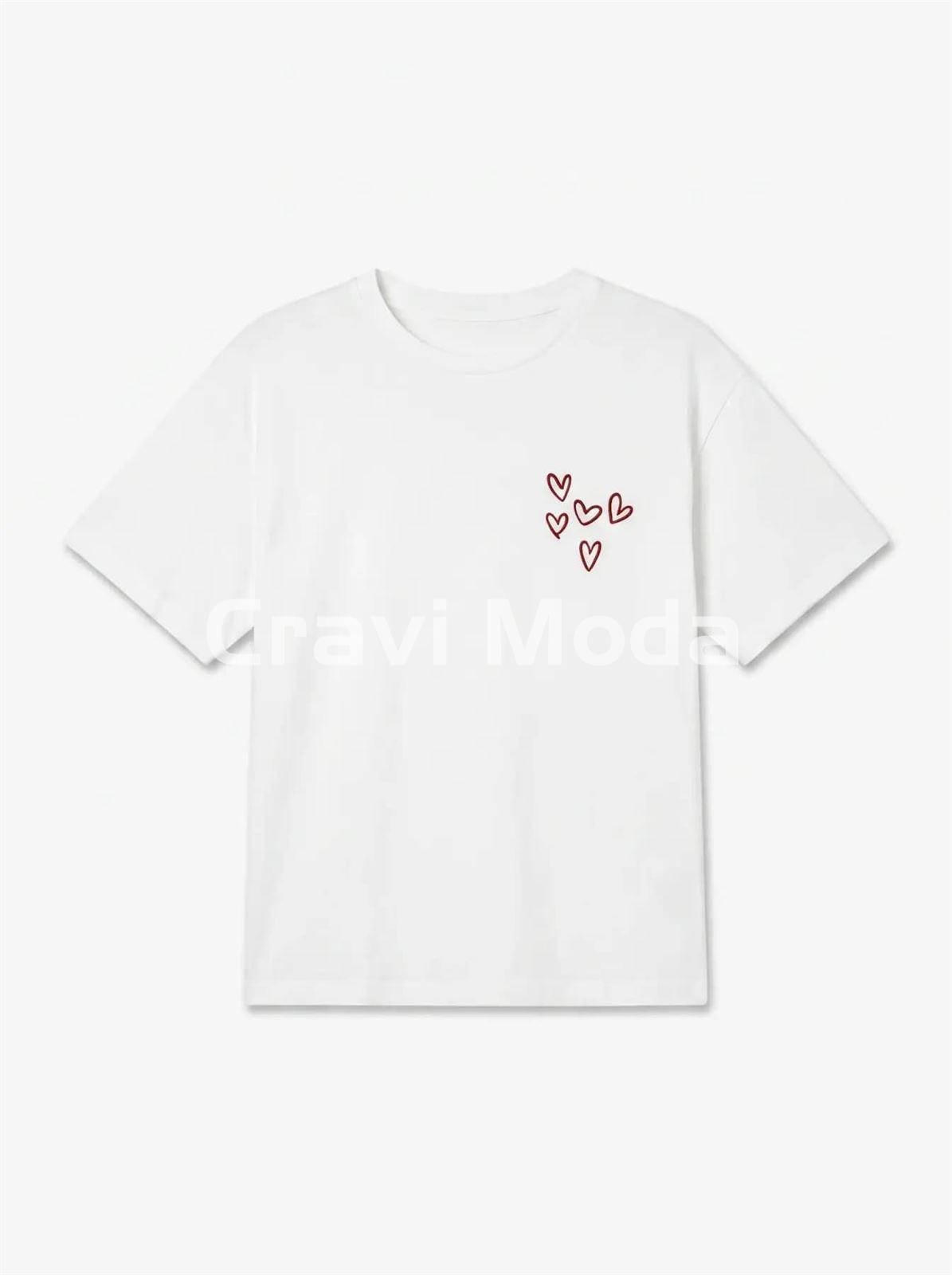 CAMISETA BLANCA CORAZONES - Imagen 1