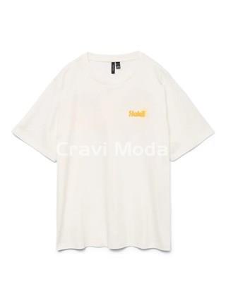 CAMISETA BLANCA OVERSIZE - Imagen 1