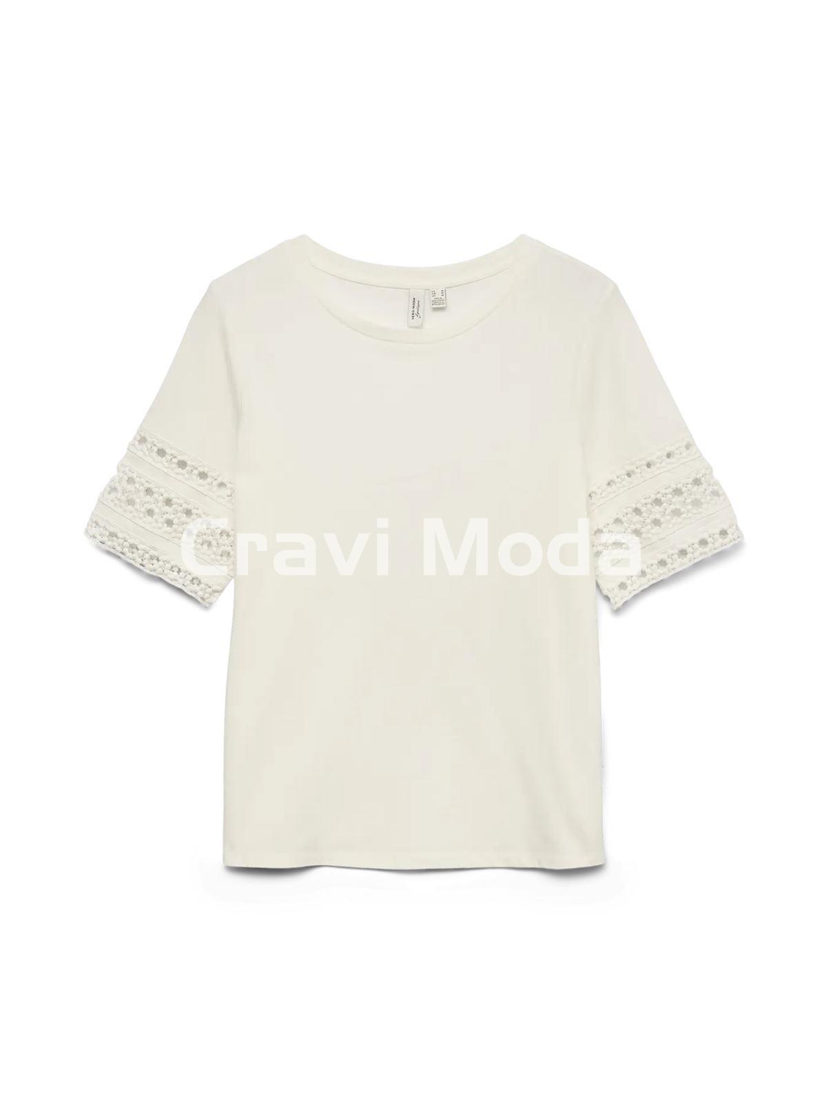 CAMISETA BLANCA - Imagen 1