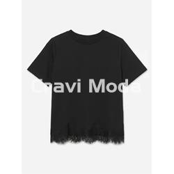 CAMISETA NEGRA CON ENCAJE - Imagen 1