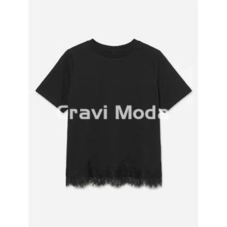 CAMISETA NEGRA CON ENCAJE - Imagen 1