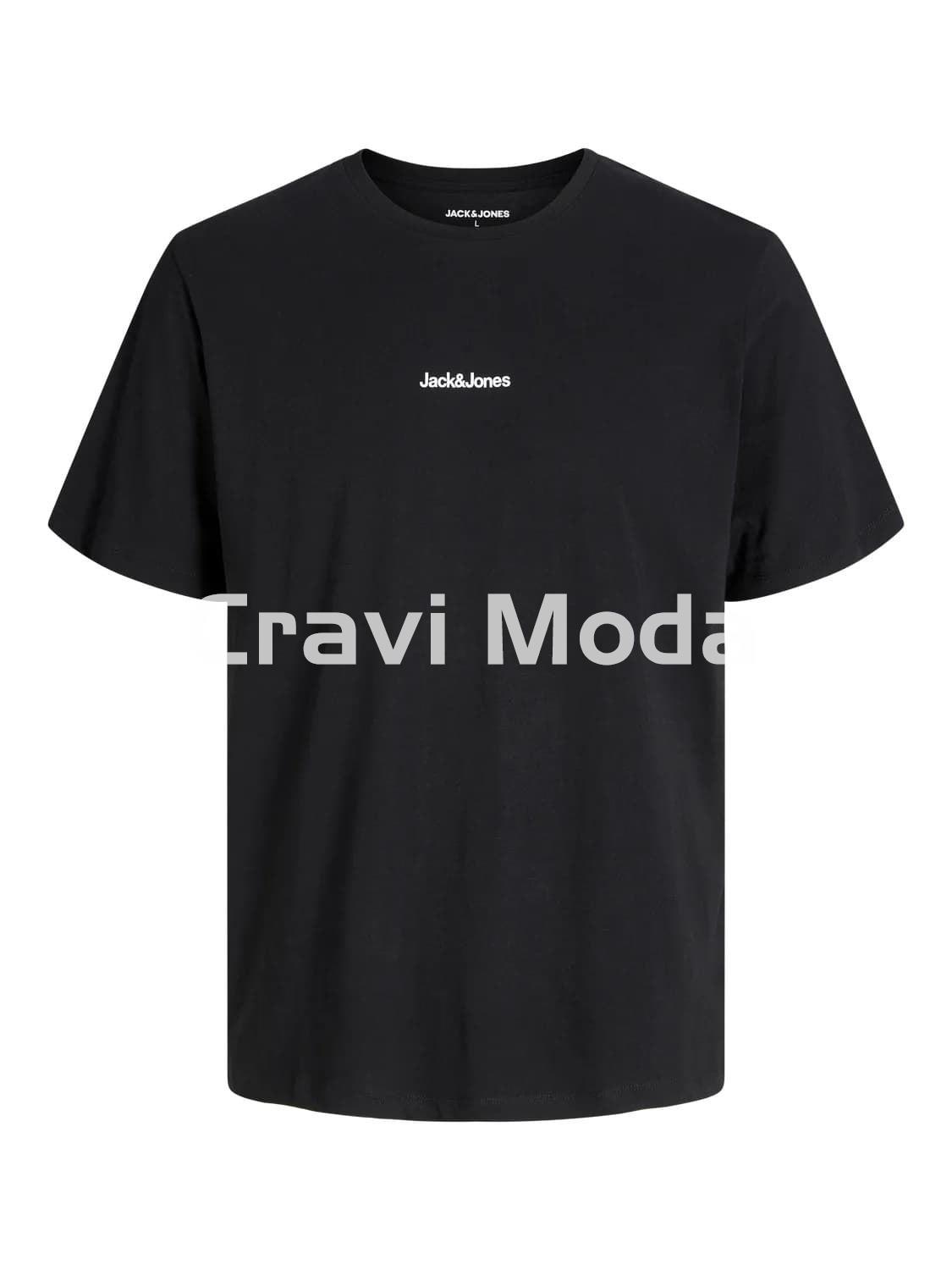 CAMISETA NEGRA DIBUJO EN LA ESPALDA - Imagen 1