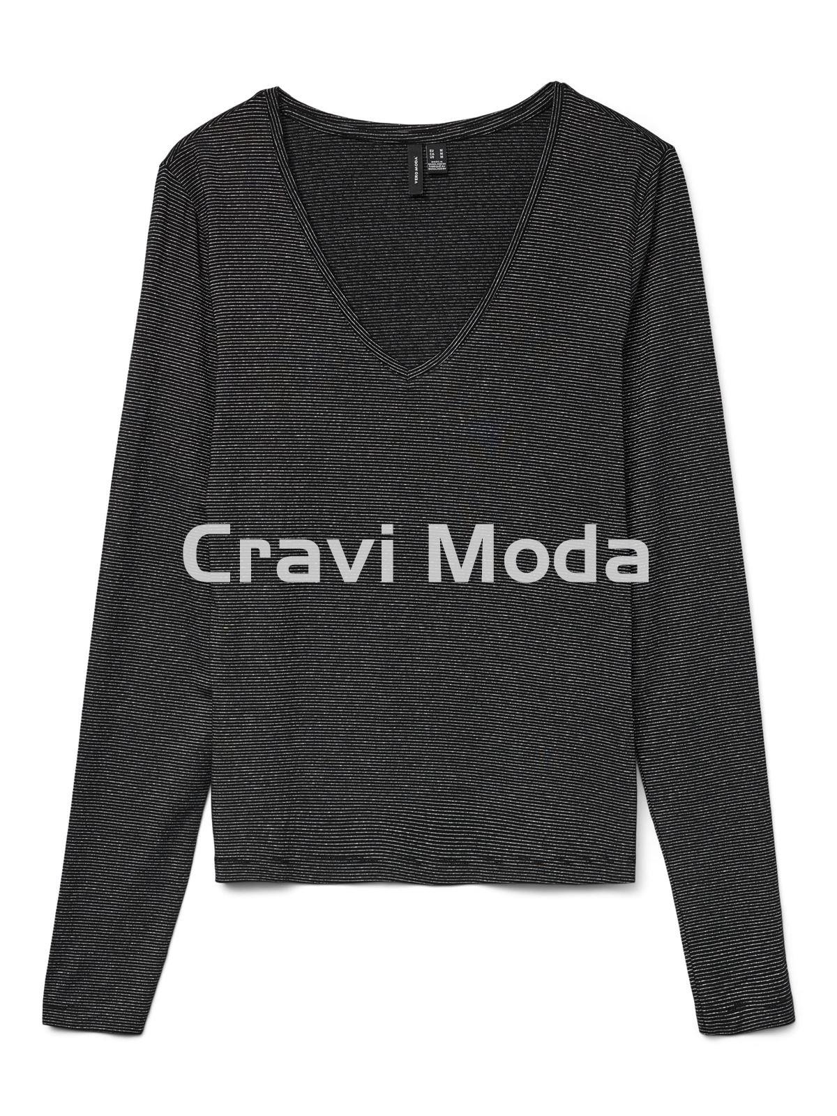 CAMISETA NEGRA MANGA LARGA - Imagen 1