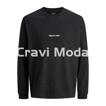 CAMISETA NEGRA MANGA LARGA - Imagen 1