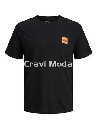 CAMISETA NEGRA - Imagen 1