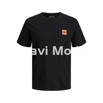 CAMISETA NEGRA - Imagen 1