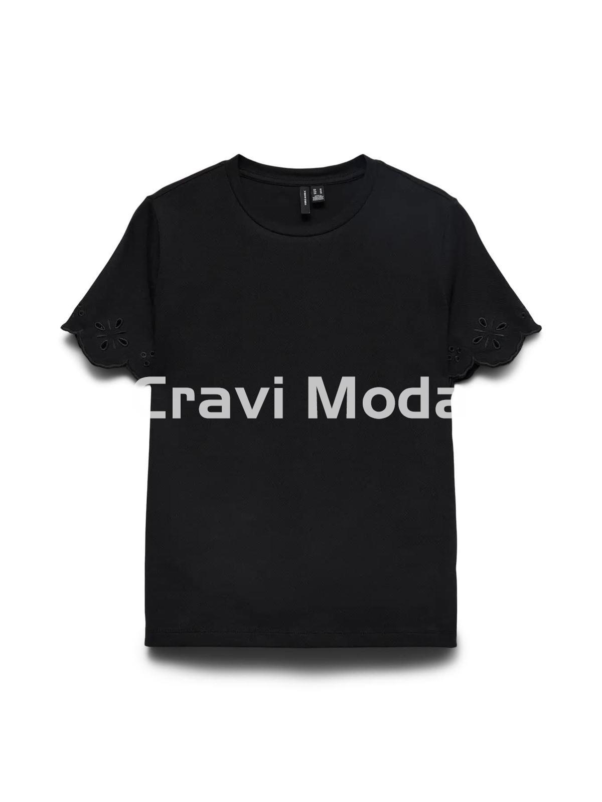 CAMISETA NEGRA - Imagen 1