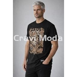 CAMISETA ZEUS NEGRA - Imagen 1