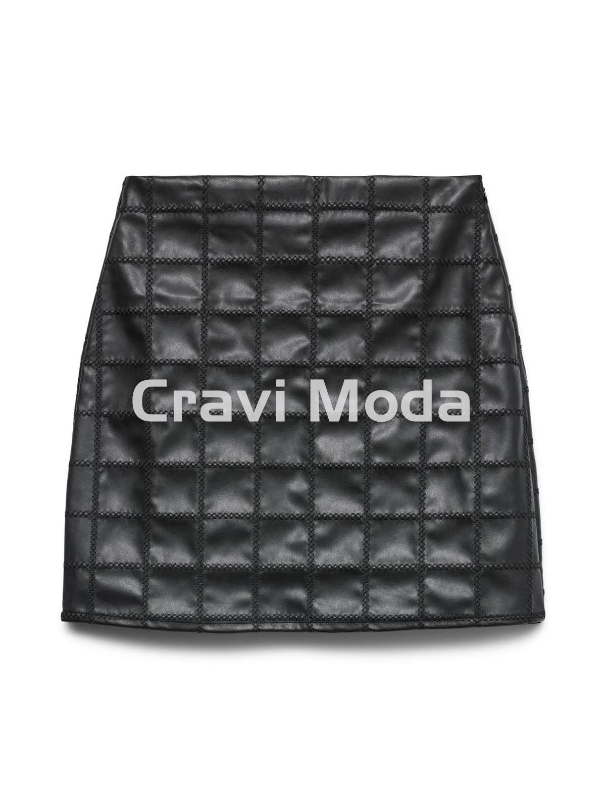 FALDA DE CUERO - Imagen 1