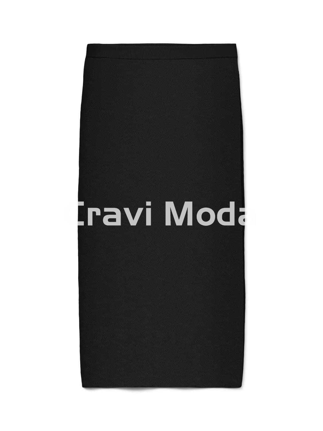 FALDA NEGRA DE PUNTO - Imagen 1