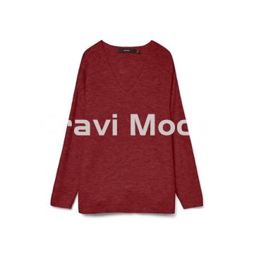 JERSEY BURDEOS CUELLO PICO - Imagen 1