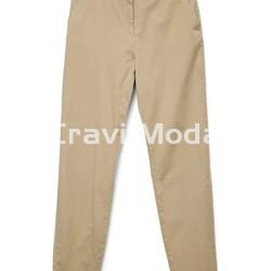 PANTALÓN BEIS ESTILO CHINO - Imagen 1