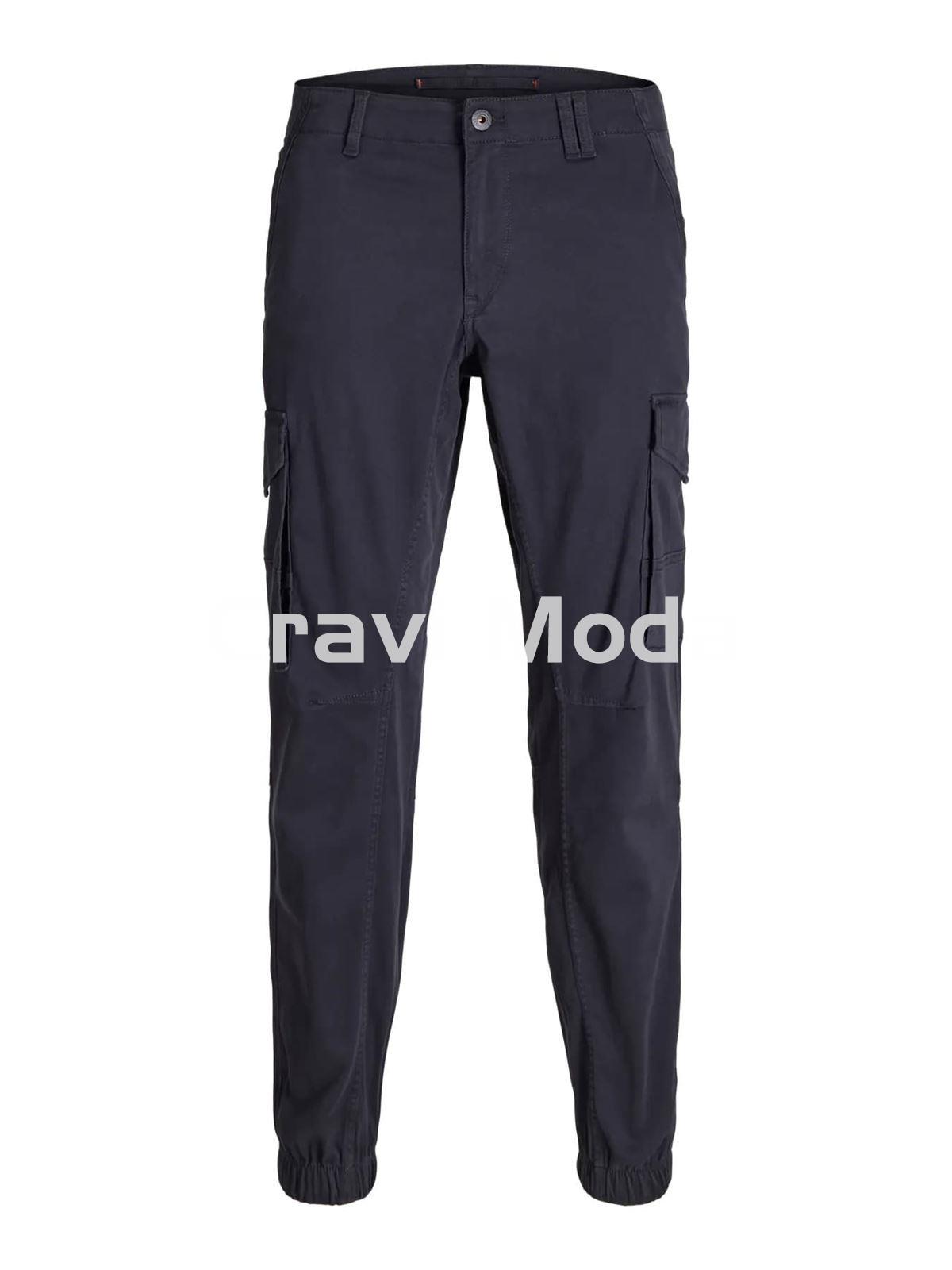 PANTALÓN CARGO AZUL MARINO - Imagen 1