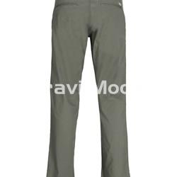 PANTALÓN CHINO RECTO VERDE - Imagen 2