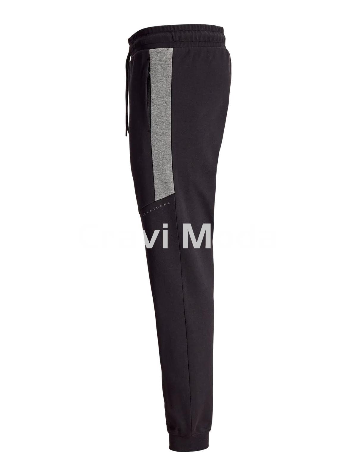 PANTALÓN DE CHANDAL NEGRO - Imagen 2
