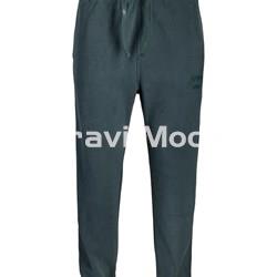 PANTALÓN DE CHANDAL VERDE - Imagen 1