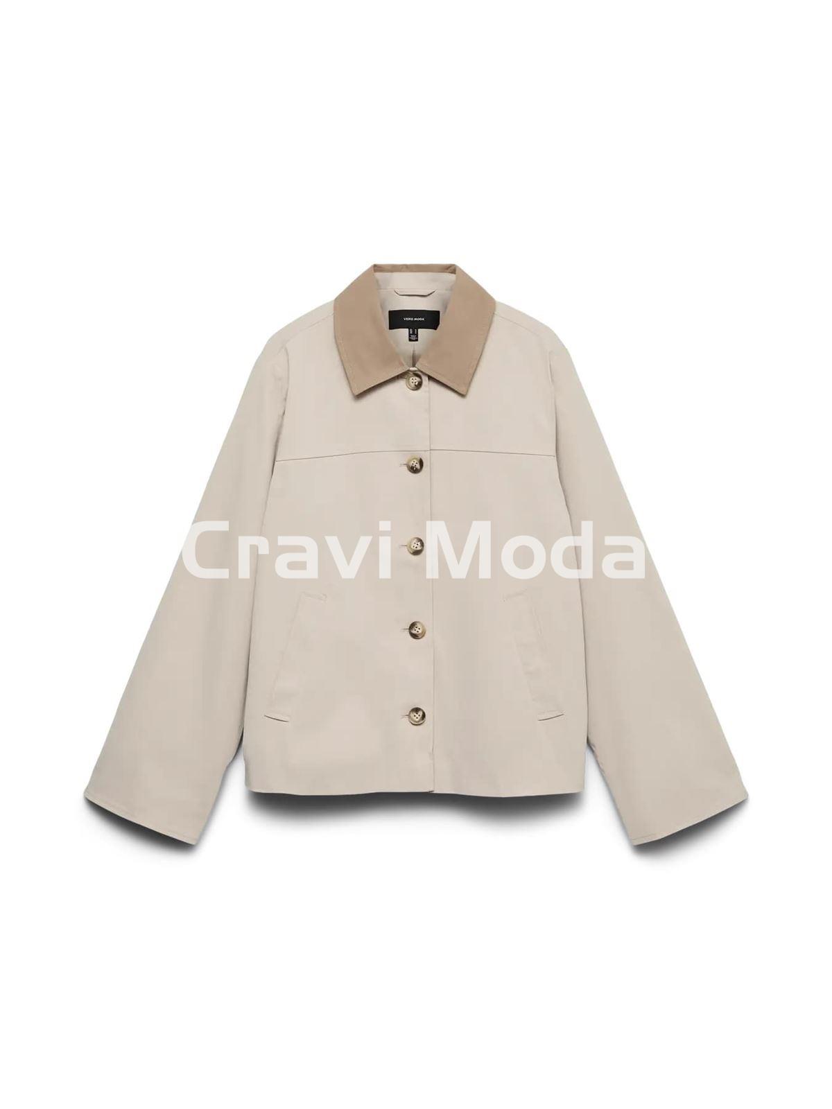 PARKA BEIS CON CUELLO A CONTRASTE - Imagen 1