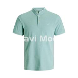 POLO VERDE CUELLO MAO - Imagen 1