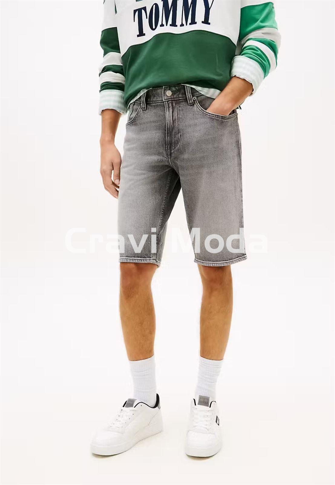 SHORT GRIS - Imagen 1