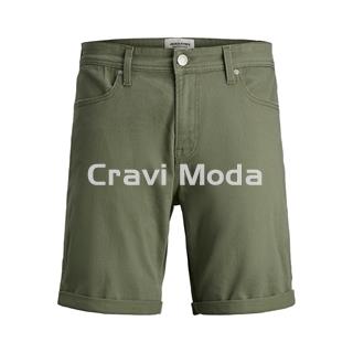 SHORT VERDE - Imagen 1