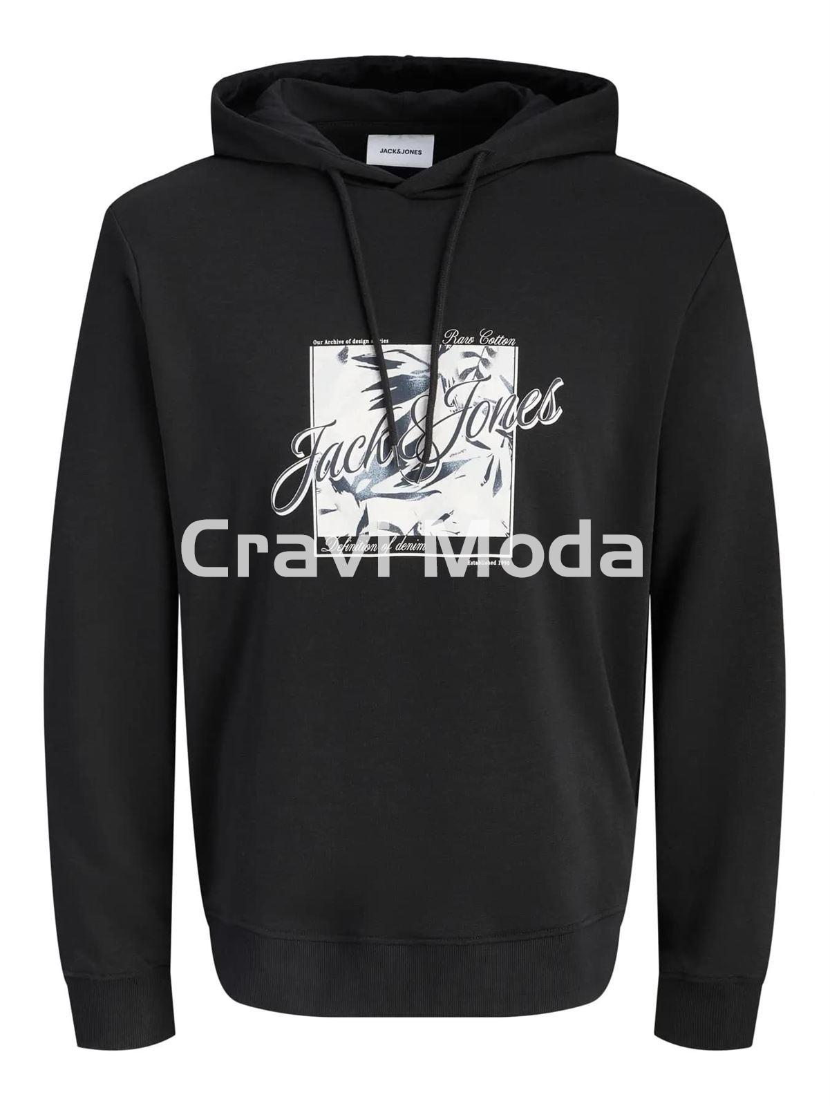 SUDADERA CON CAPUCHA NEGRA - Imagen 1