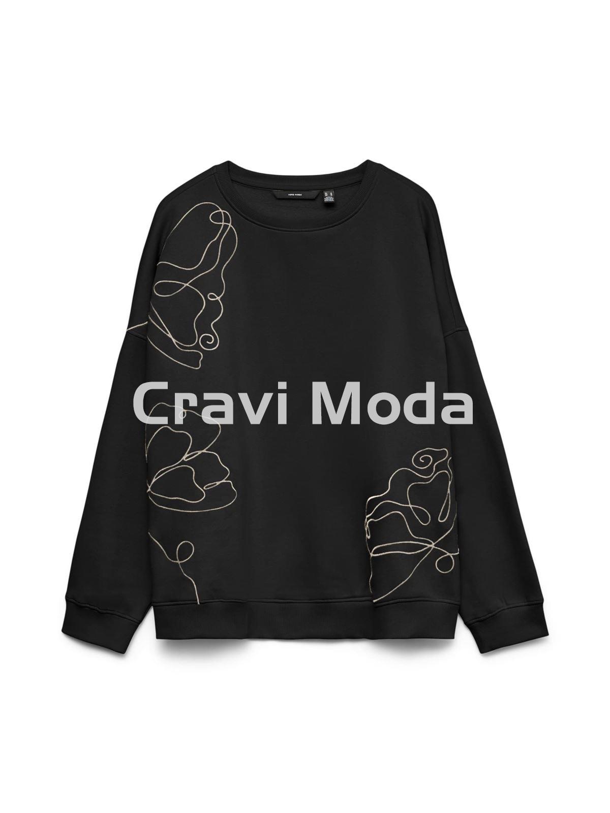 SUDADERA CON DIBUJO BORDADO NEGRA - Imagen 1