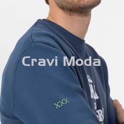 SUDADERA SIN CAPUCHA AZUL MARINO EL MAR TODO LO-CURA - Imagen 2