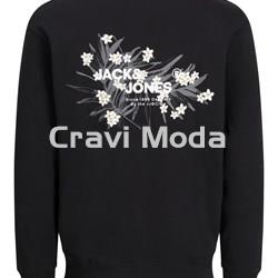 SUDADERA SIN CAPUCHA NEGRA CON DIBUJO EN LA ESPALDA - Imagen 2