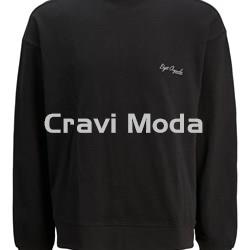 SUDADERA SIN CAPUCHA NEGRA CON DIBUJO EN LA ESPALDA - Imagen 1