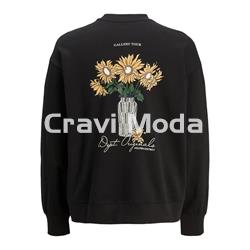 SUDADERA SIN CAPUCHA NEGRA CON DIBUJO EN LA ESPALDA - Imagen 2