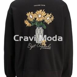 SUDADERA SIN CAPUCHA NEGRA CON DIBUJO EN LA ESPALDA - Imagen 2