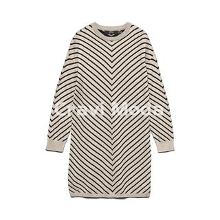 VESTIDO DE PUNTO BEIS CON RALLAS NEGRAS - Imagen 1