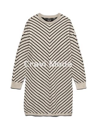 VESTIDO DE PUNTO BEIS CON RALLAS NEGRAS - Imagen 1