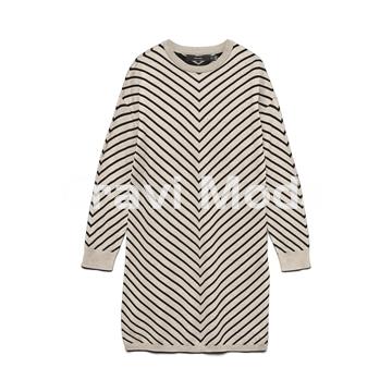 VESTIDO DE PUNTO BEIS CON RALLAS NEGRAS - Imagen 1