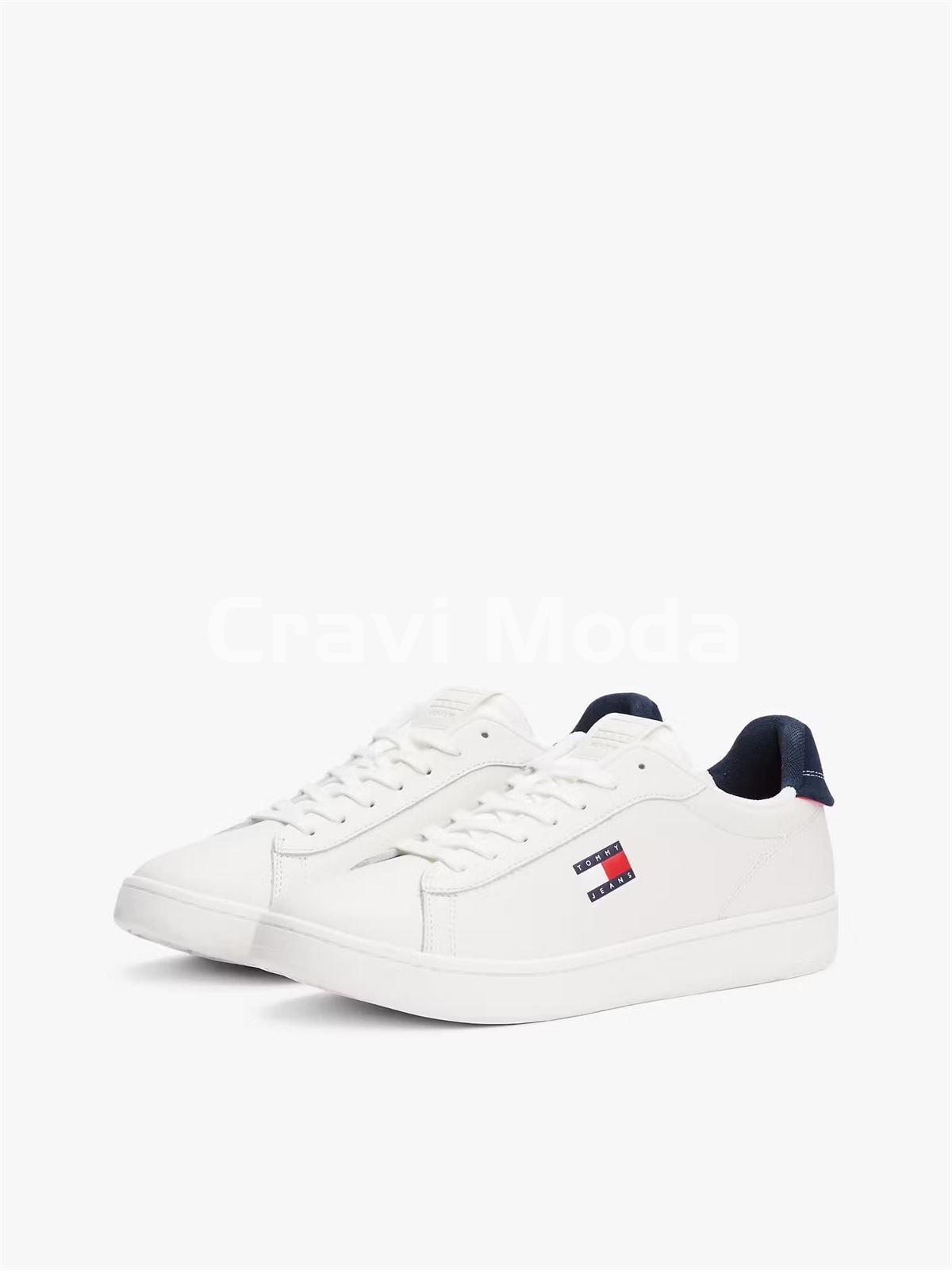 ZAPATILLAS BLANCAS - Imagen 1