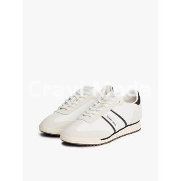 ZAPATILLASDE PIEL BLANCA - Imagen 1